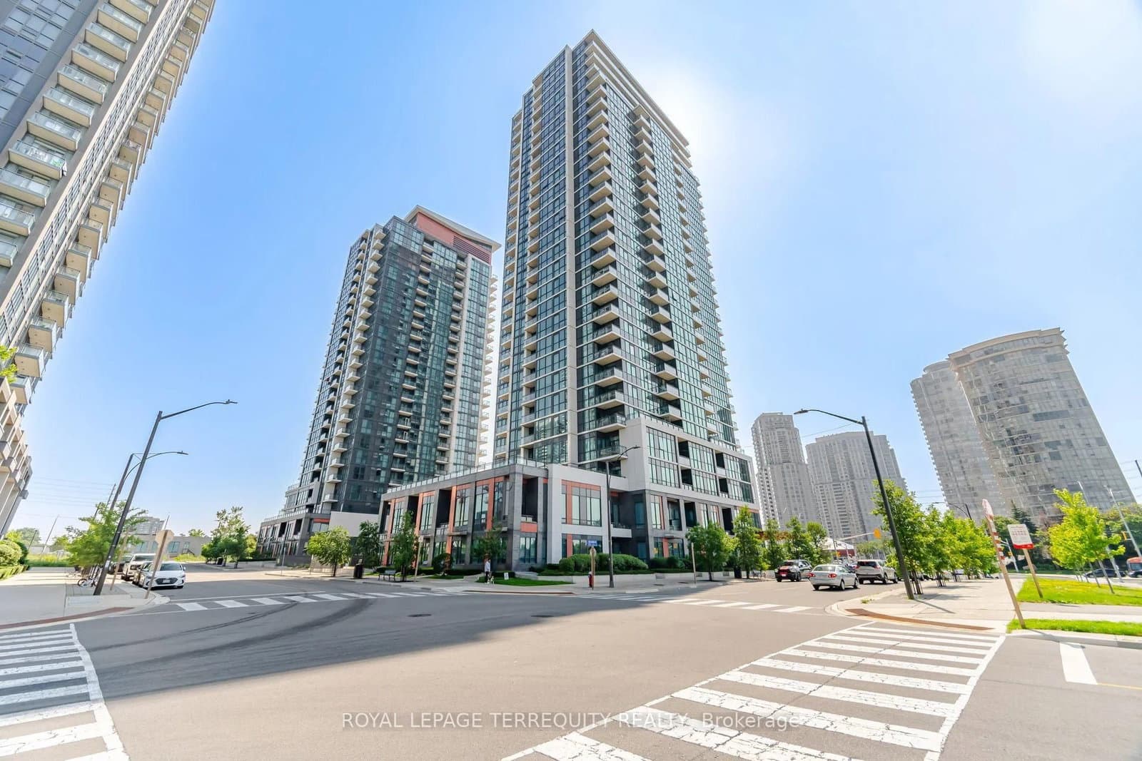 75 Eglinton Avenue W, Unit 703 - Image 1