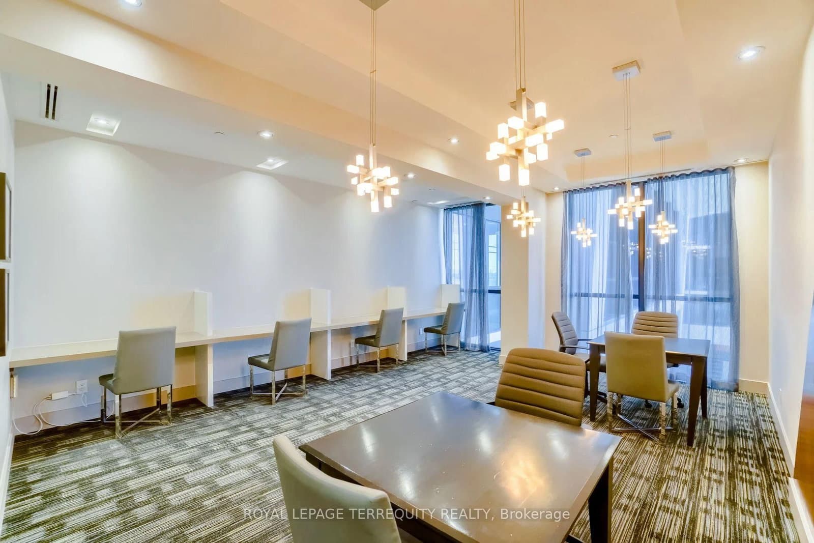 75 Eglinton Avenue W, Unit 703 thumbnail 45