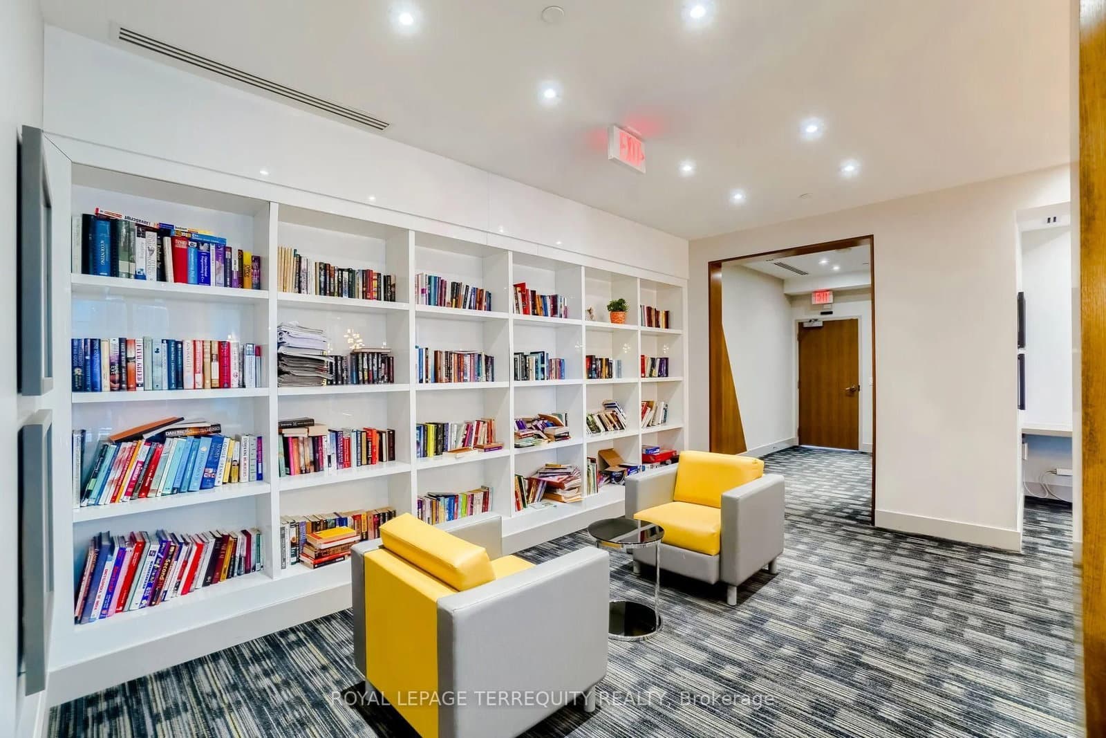 75 Eglinton Avenue W, Unit 703 thumbnail 46
