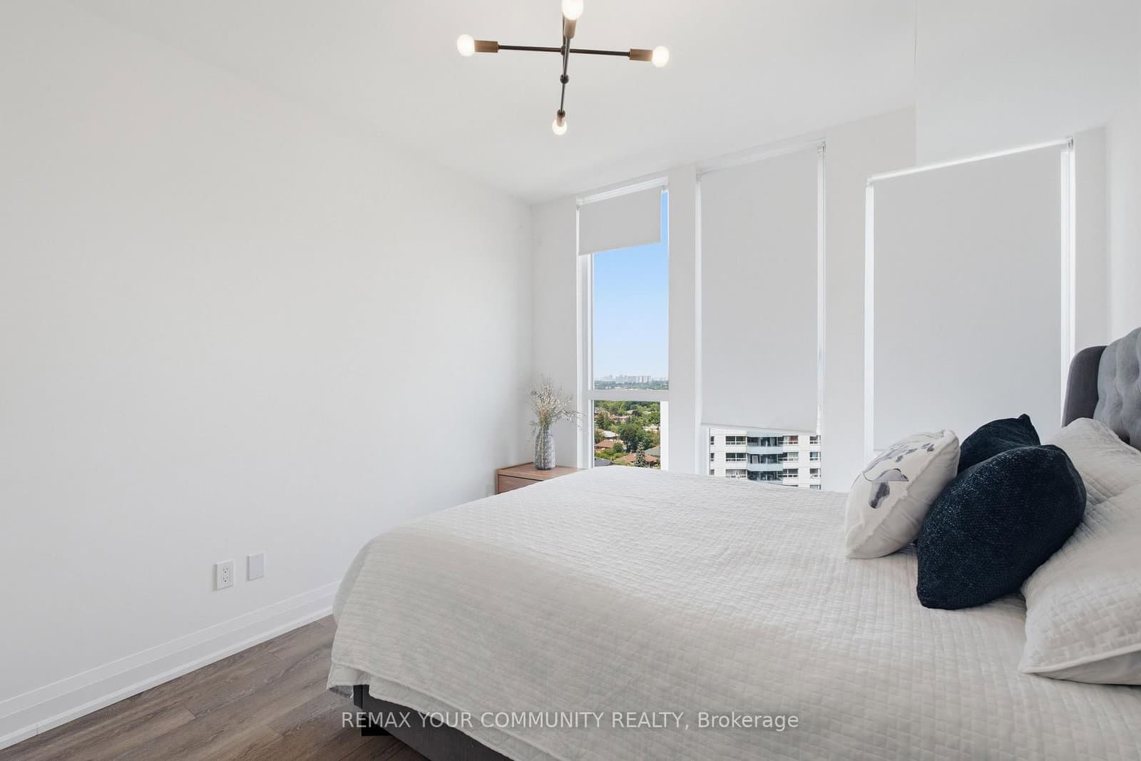 1461 Lawrence Avenue, Unit 1504 thumbnail 20