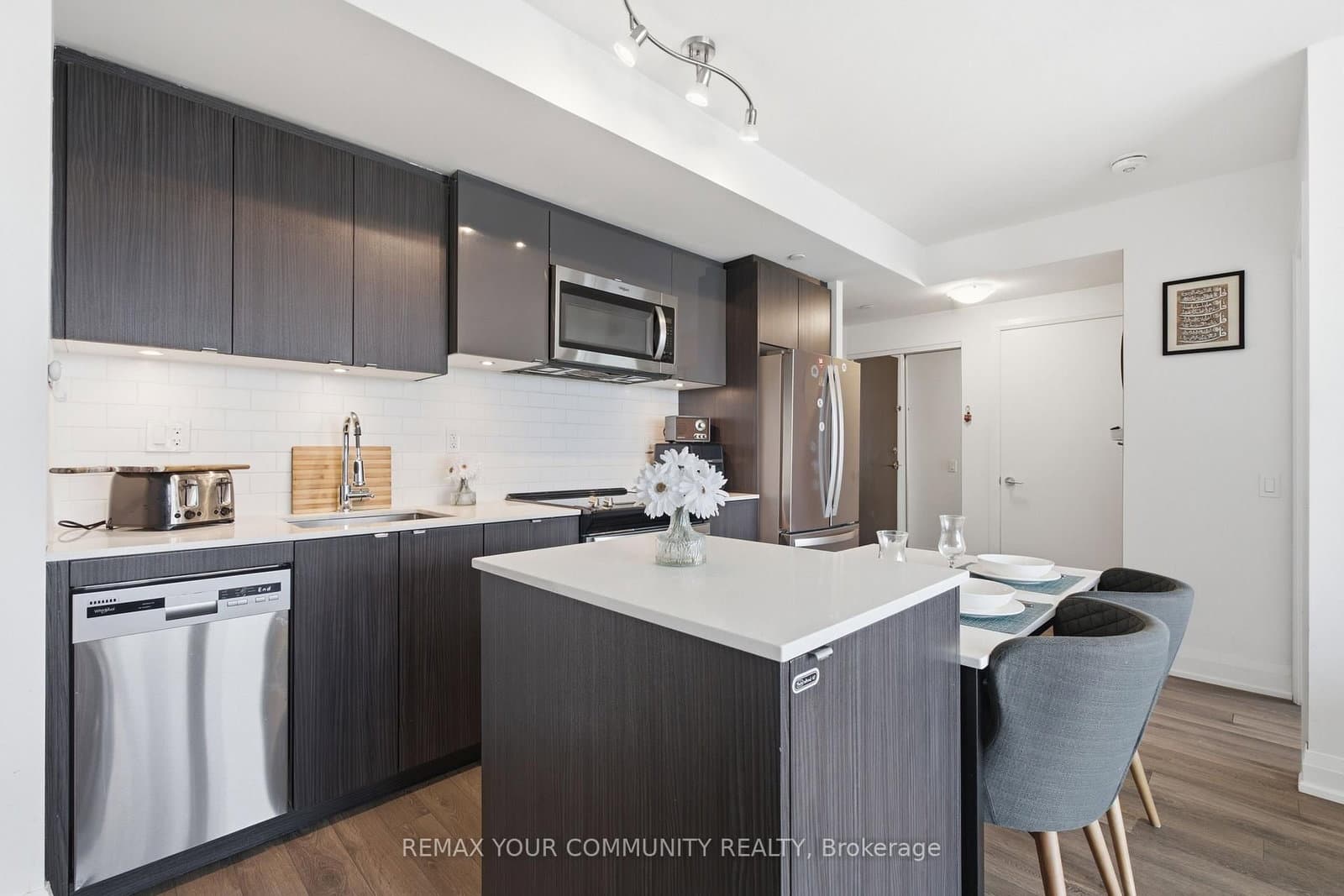 1461 Lawrence Avenue, Unit 1504 thumbnail 8