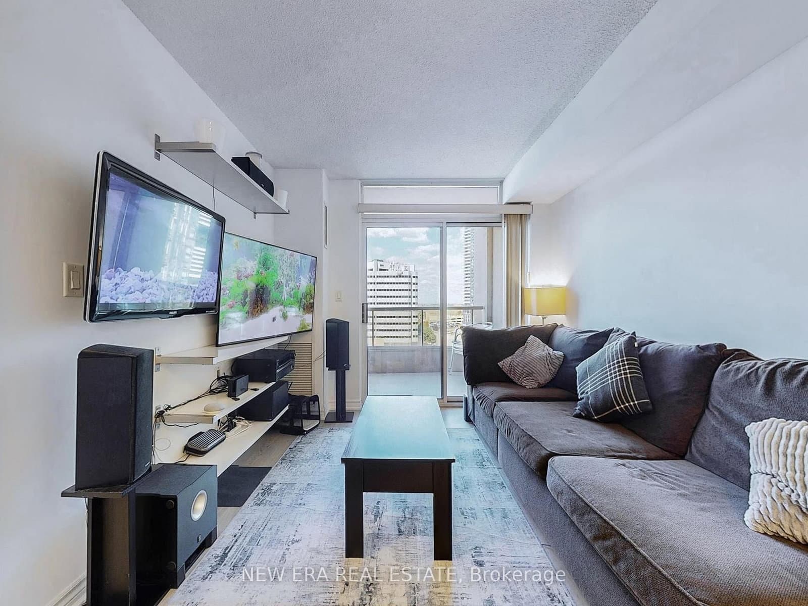 3888 Duke Of York Boulevard, Unit 923 thumbnail 12