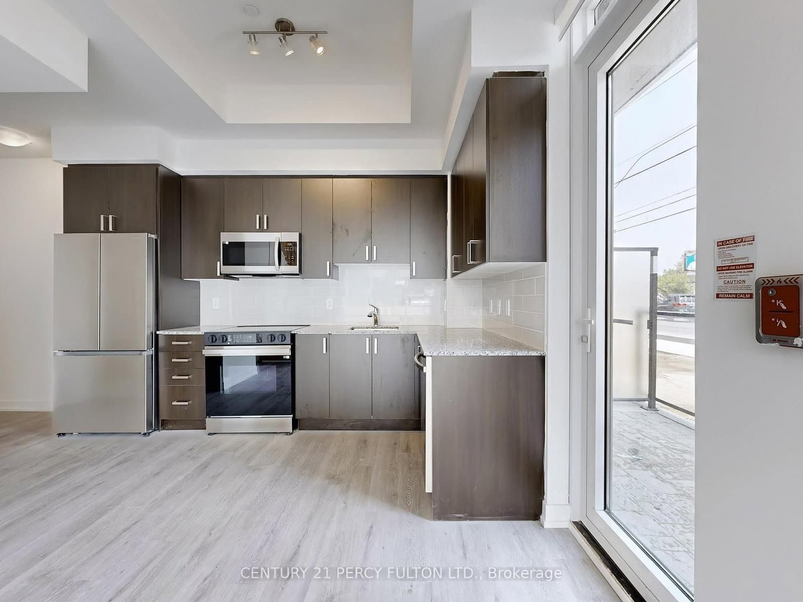 556 Marlee Avenue, Unit 105 thumbnail 14