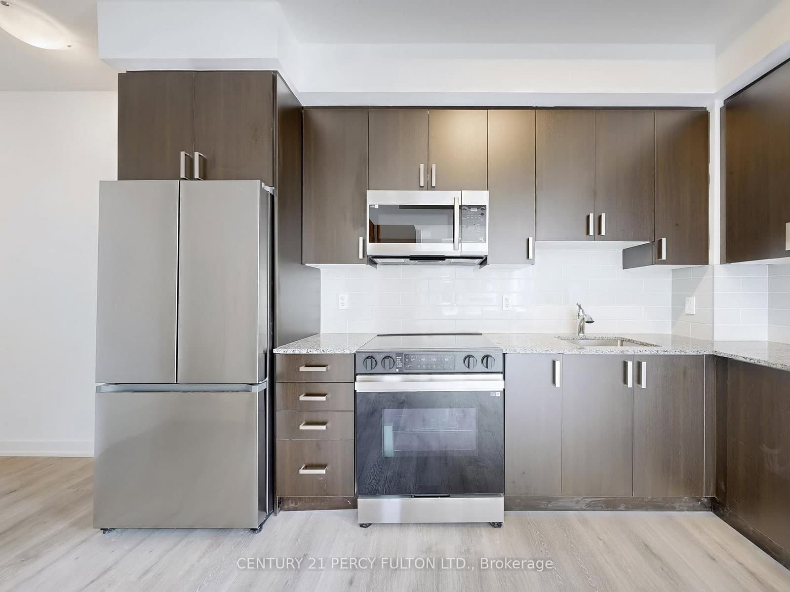 556 Marlee Avenue, Unit 105 thumbnail 15