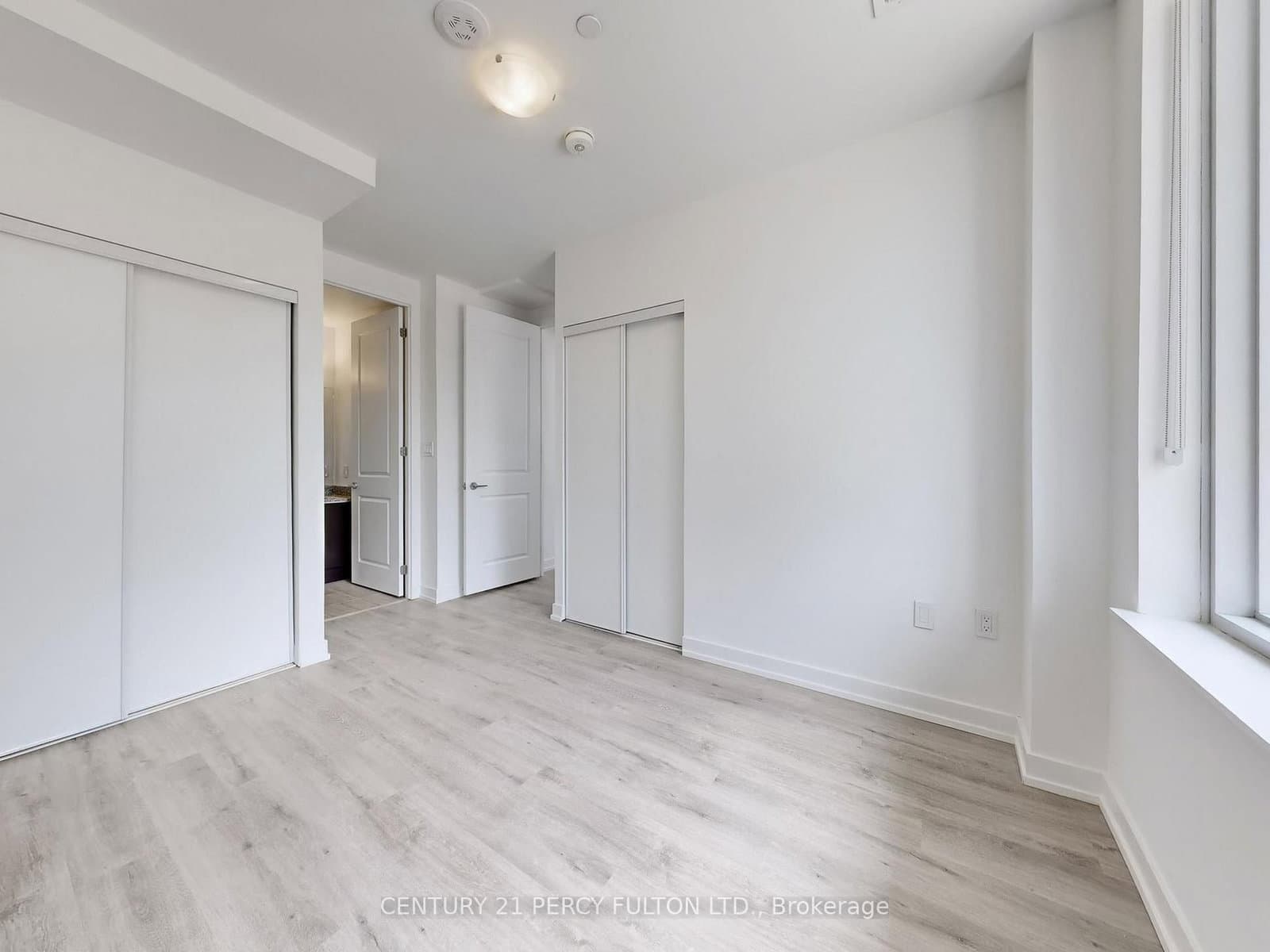 556 Marlee Avenue, Unit 105 thumbnail 22