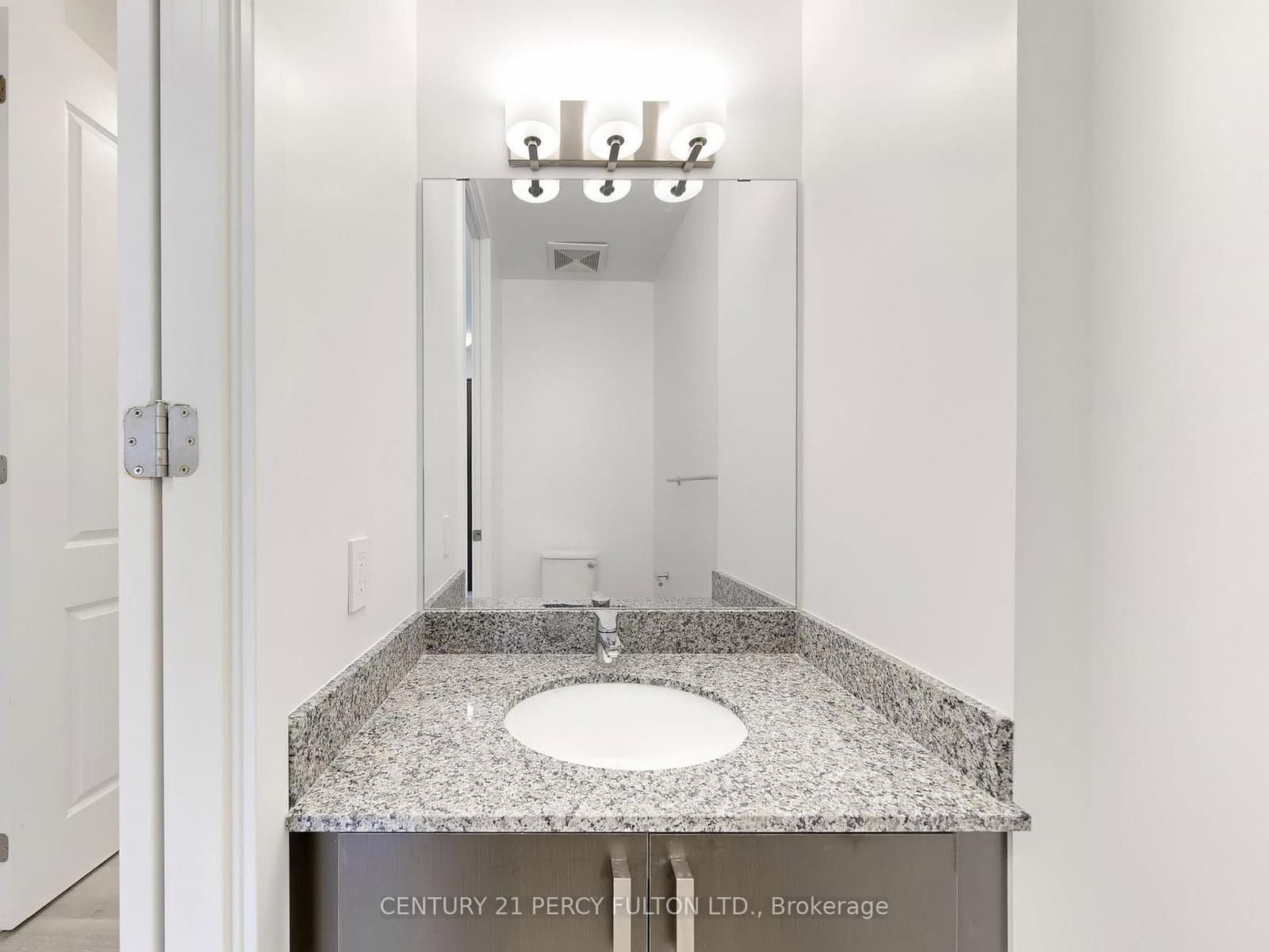 556 Marlee Avenue, Unit 105 thumbnail 24