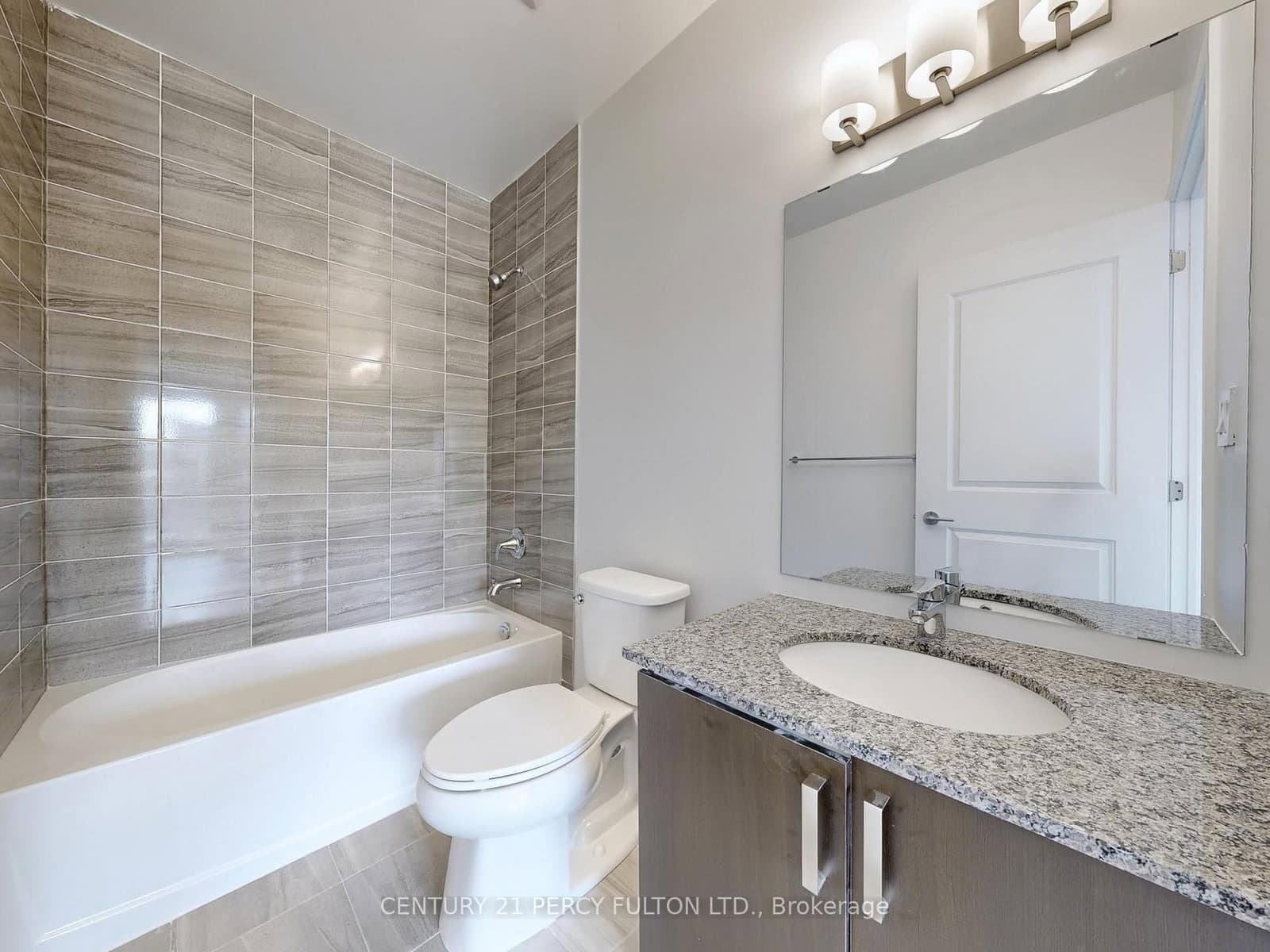 556 Marlee Avenue, Unit 105 thumbnail 34