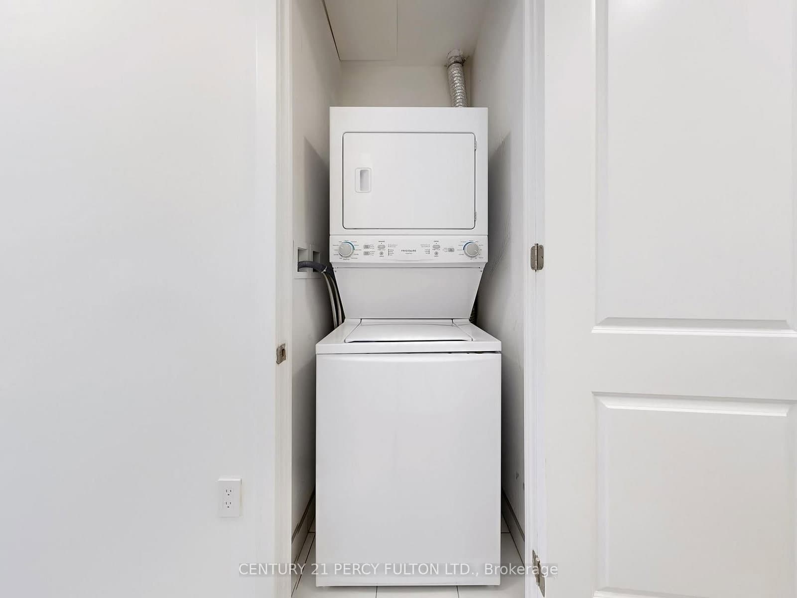 556 Marlee Avenue, Unit 105 thumbnail 35