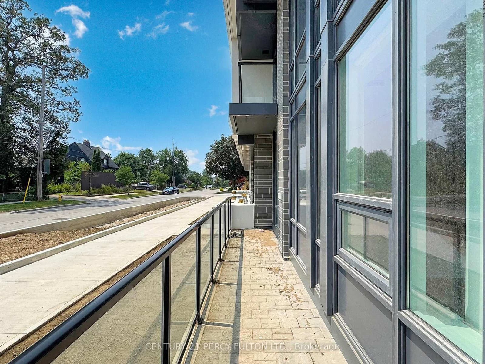 556 Marlee Avenue, Unit 105 thumbnail 41