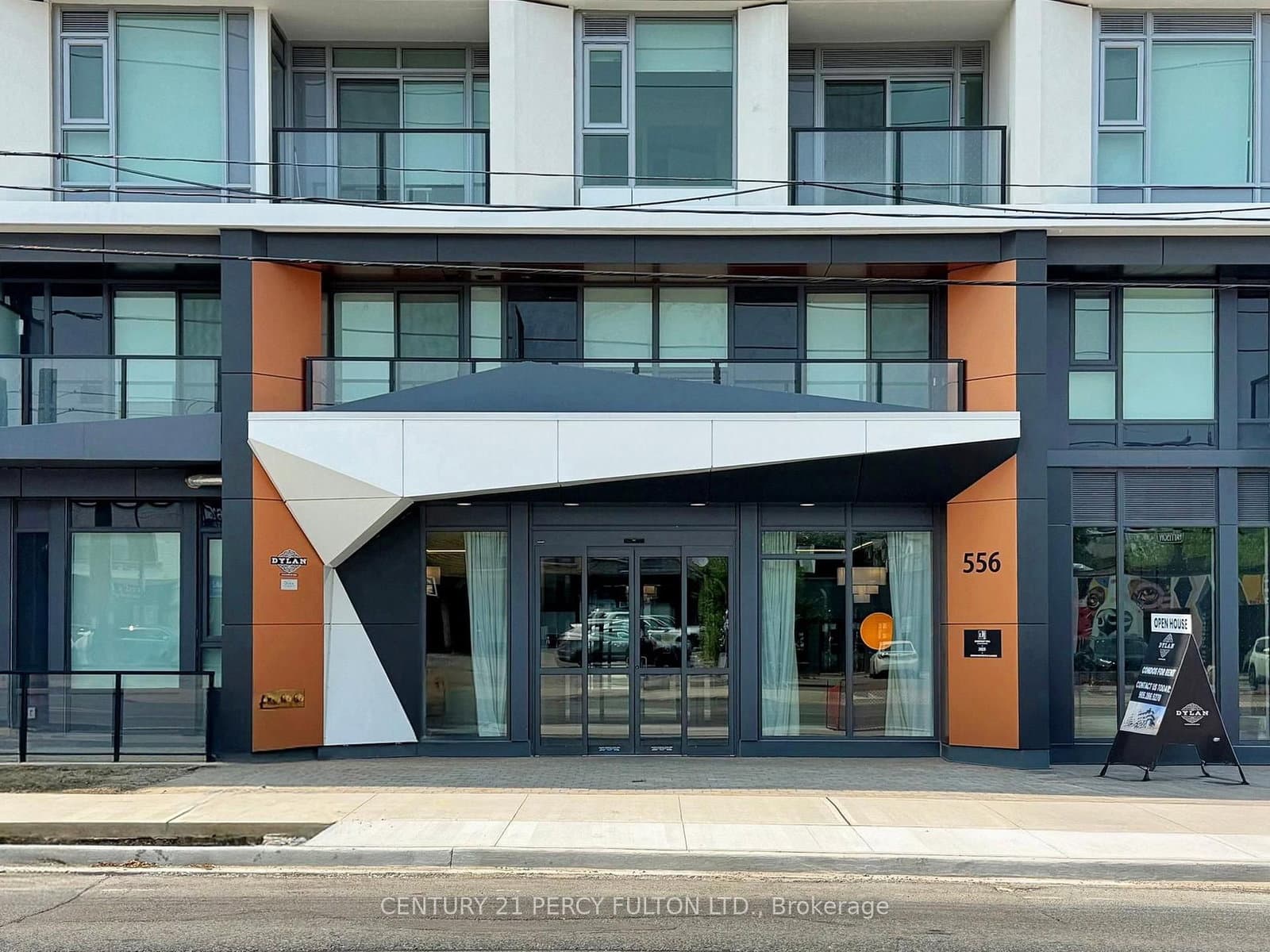 556 Marlee Avenue, Unit 105 thumbnail 6
