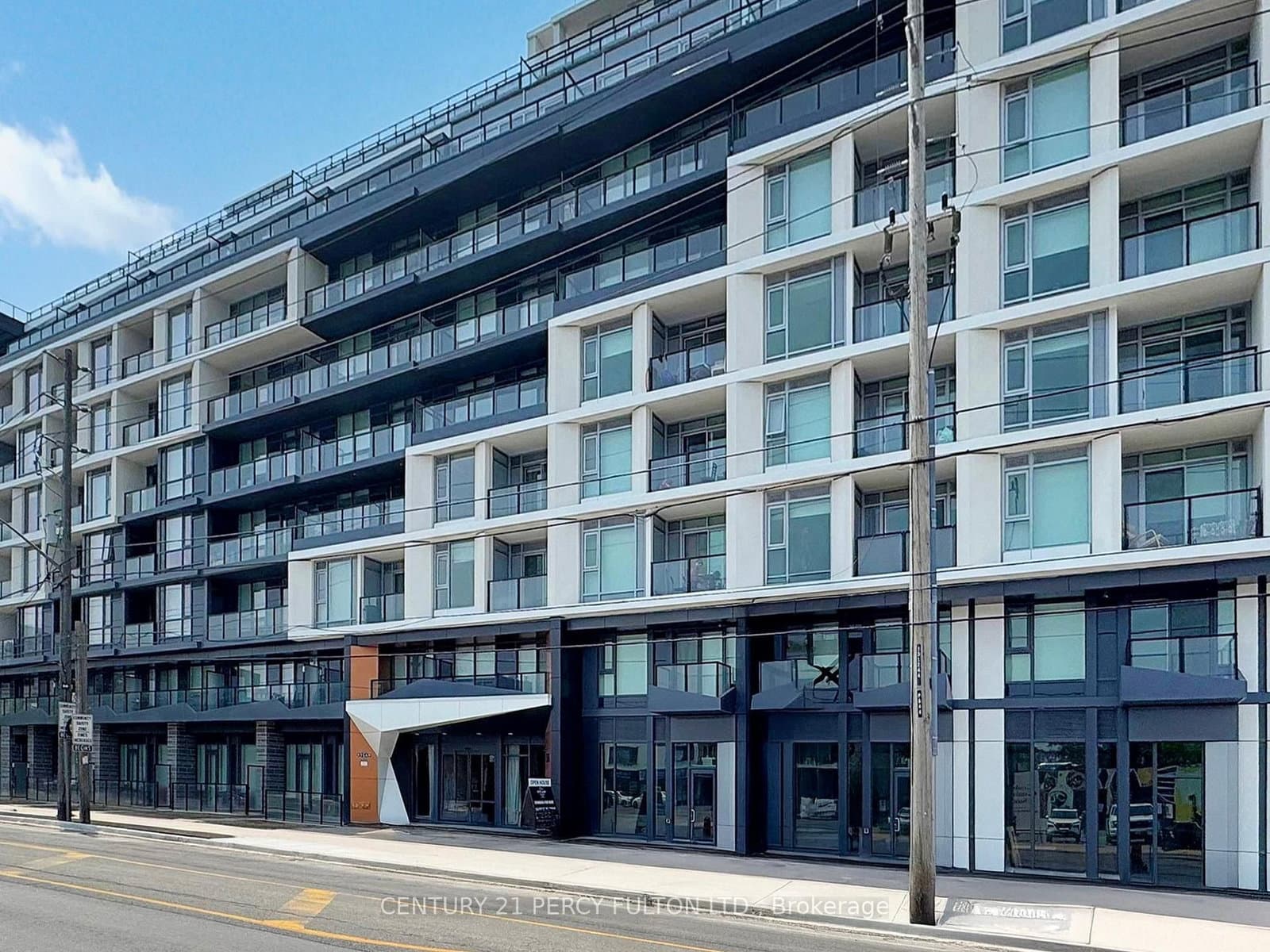 556 Marlee Avenue, Unit 105 thumbnail 8