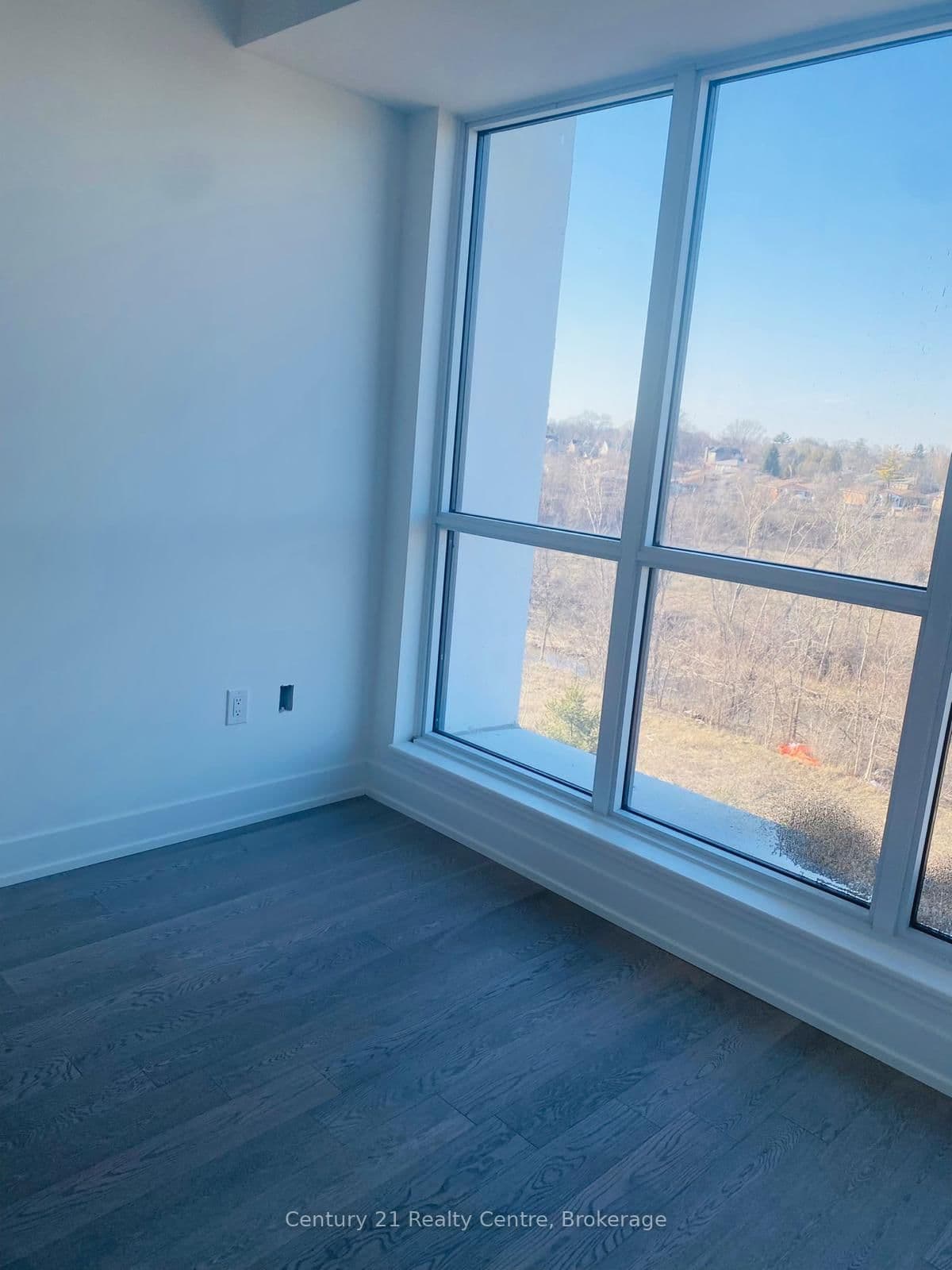 1063 Douglas McCurdy Common, Unit 303 thumbnail 10