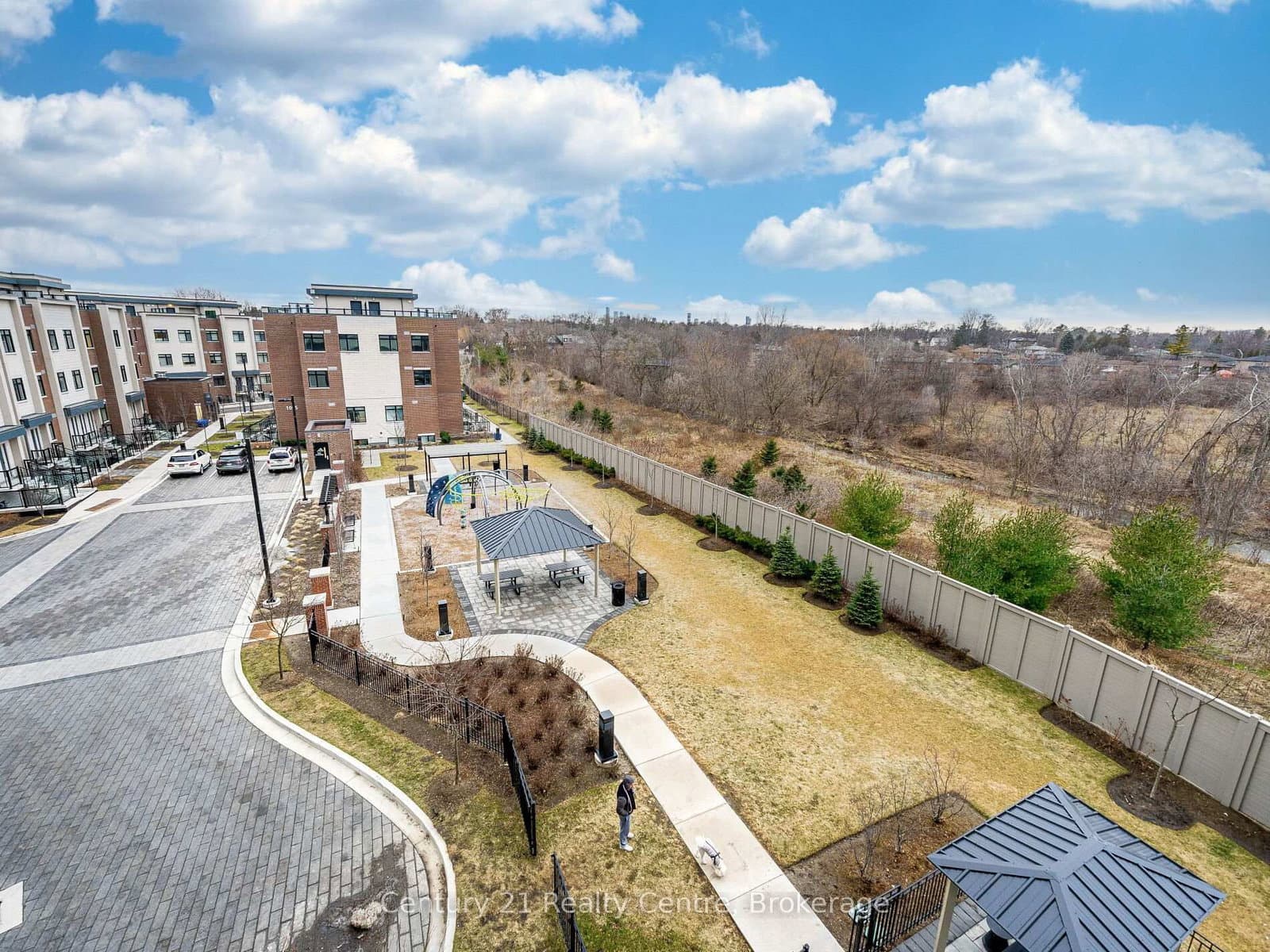 1063 Douglas McCurdy Common, Unit 303 thumbnail 39