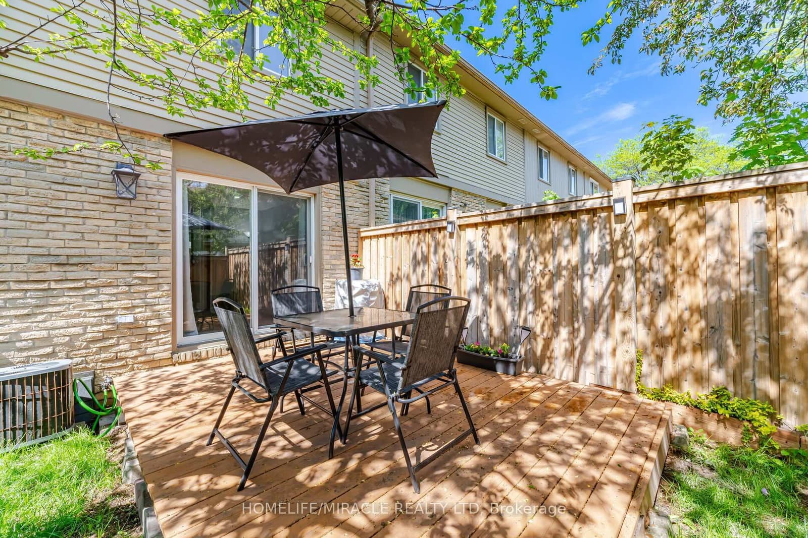 57 Hansen Road N, Unit 16 thumbnail 35