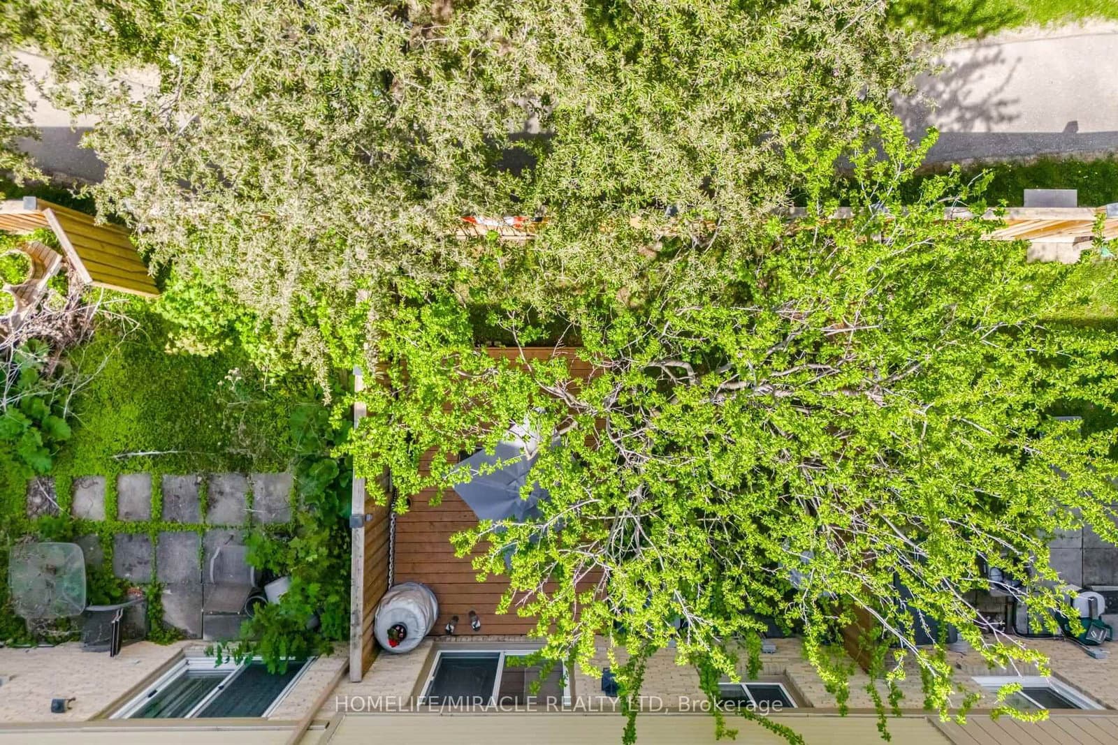 57 Hansen Road N, Unit 16 thumbnail 47