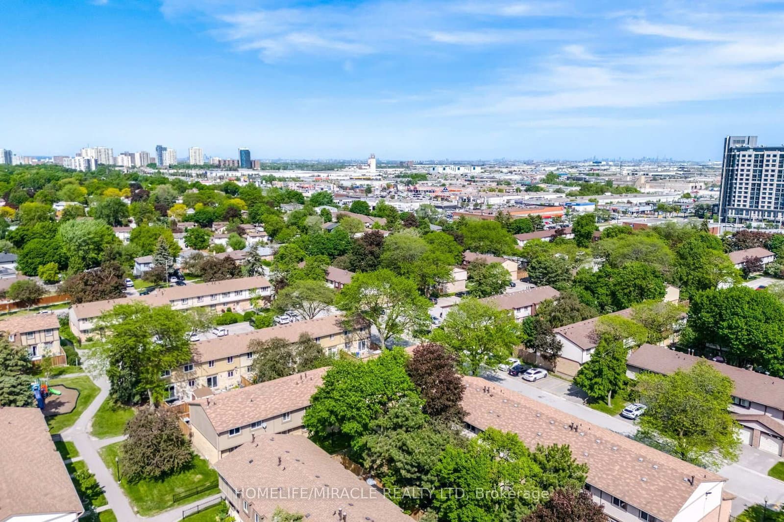57 Hansen Road N, Unit 16 thumbnail 49