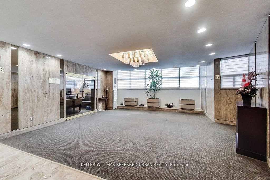 11 Wincott Drive, Unit 1215 thumbnail 39