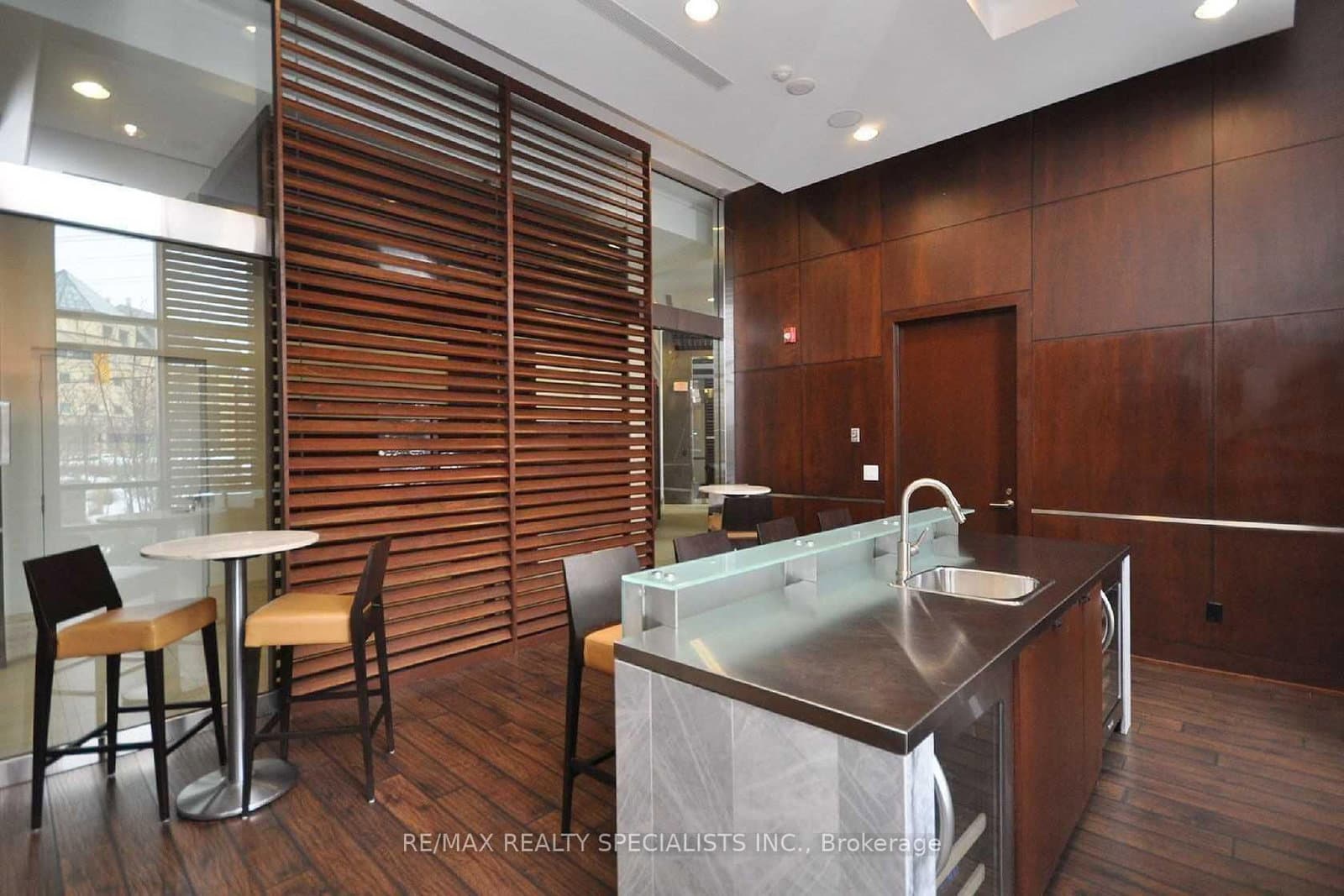 330 Burnhamthorpe Road W, Unit 3207 thumbnail 16