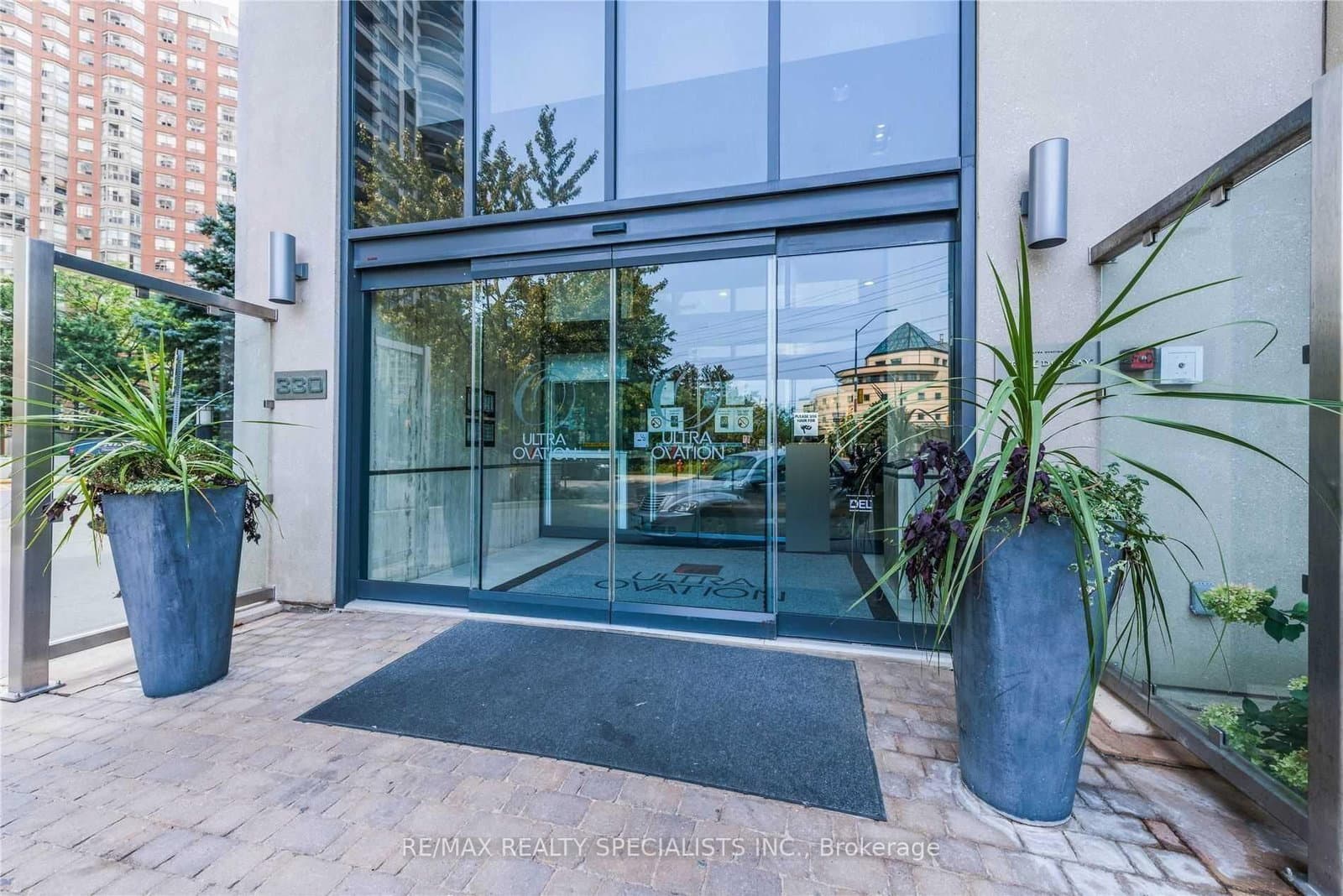 330 Burnhamthorpe Road W, Unit 3207 thumbnail 2