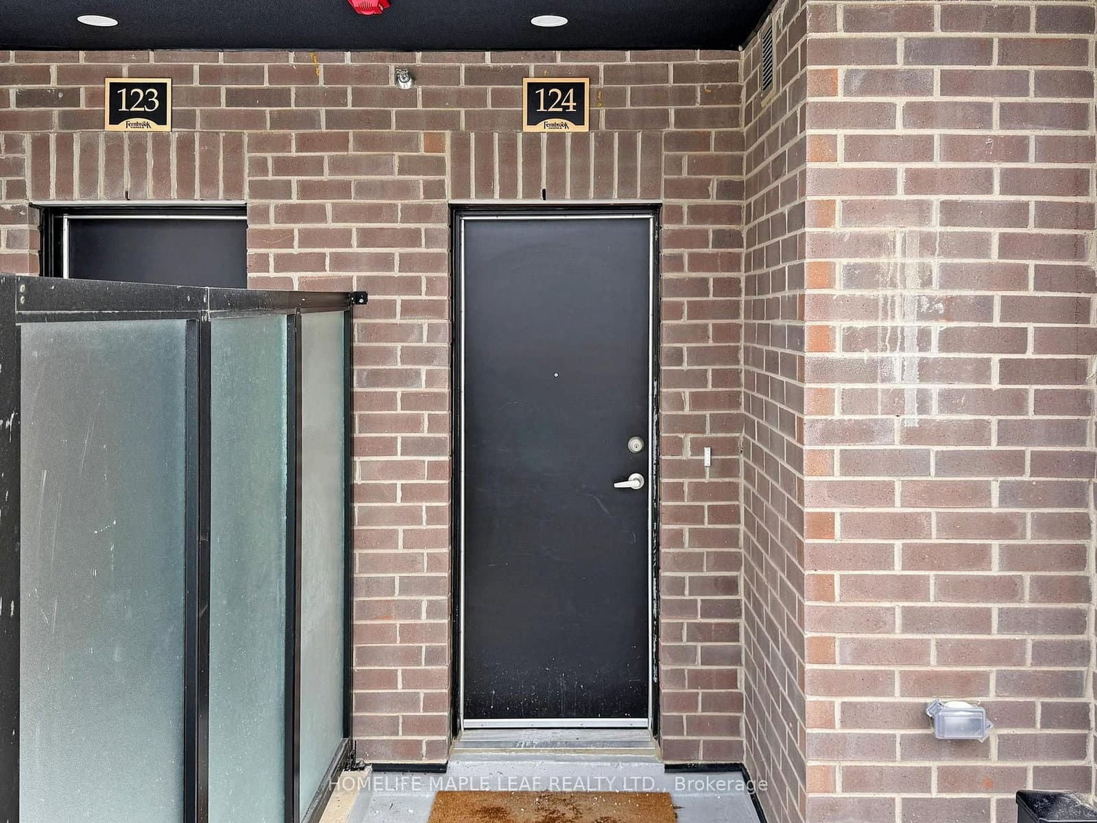 1569 Rose Way, Unit 124 thumbnail 4