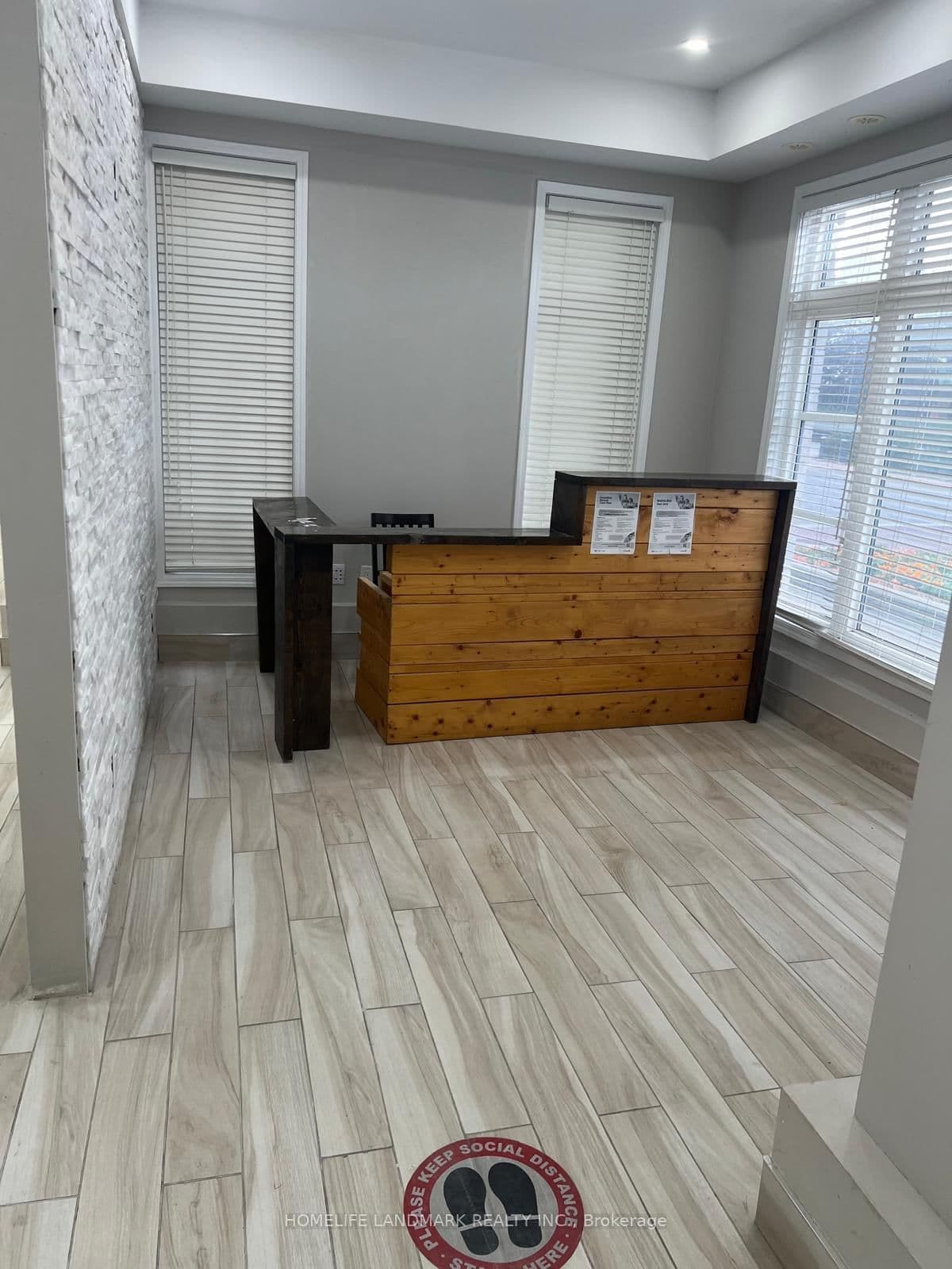 52 Commuter Drive, Unit 2 thumbnail 4