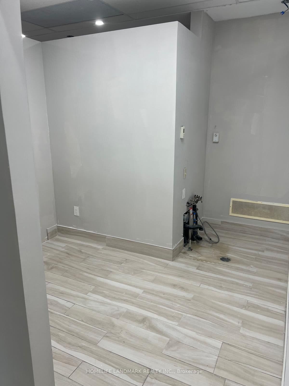 52 Commuter Drive, Unit 2 thumbnail 7