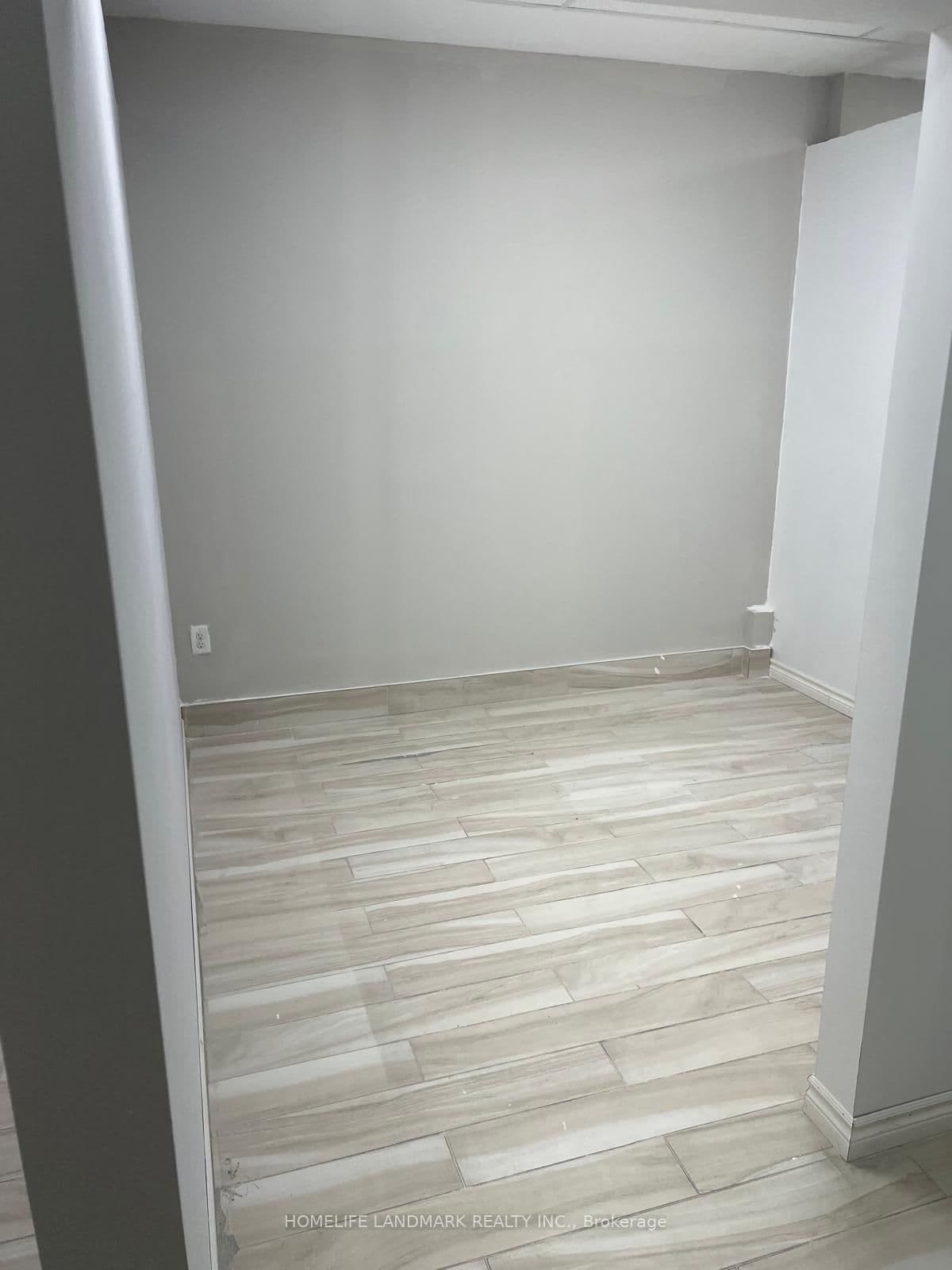 52 Commuter Drive, Unit 2 thumbnail 9