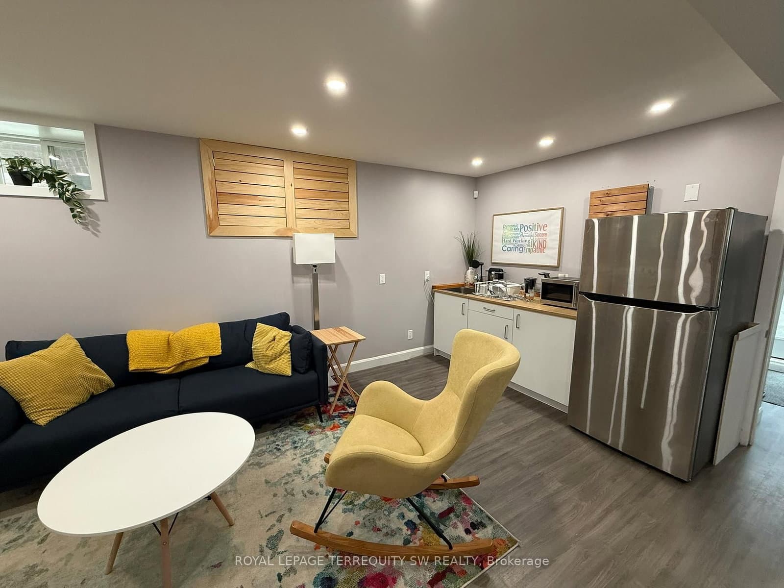 2134 Dundas Street W, Unit Unit 1 Lower thumbnail 9