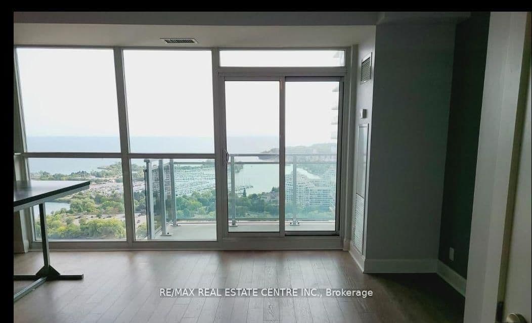 33 Shore Breeze Drive, Unit 3011 - Image 1