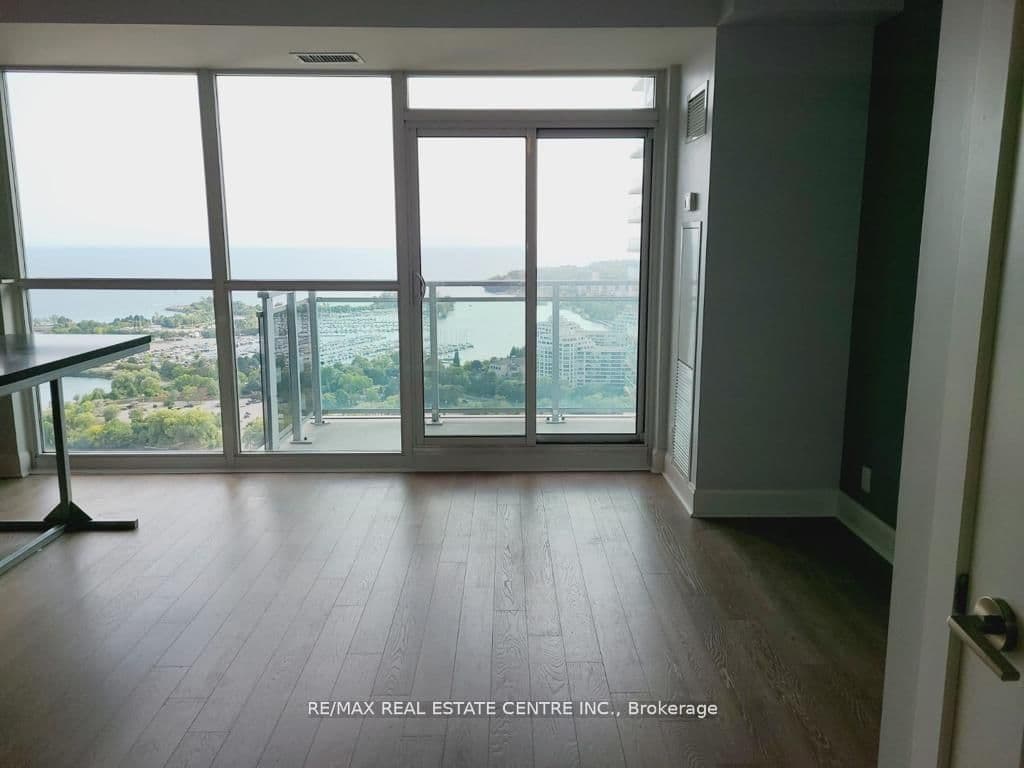 33 Shore Breeze Drive, Unit 3011 thumbnail 10