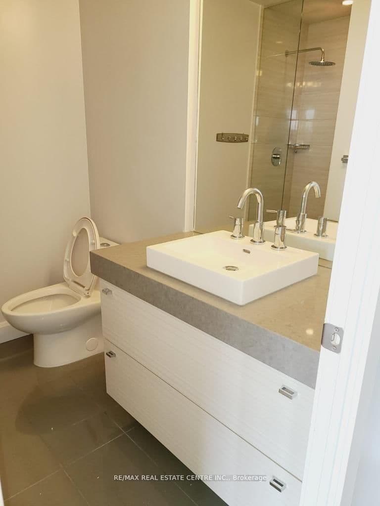 33 Shore Breeze Drive, Unit 3011 thumbnail 13