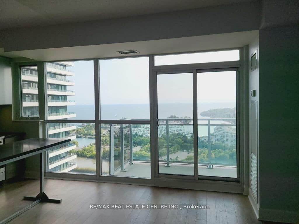 33 Shore Breeze Drive, Unit 3011 thumbnail 22