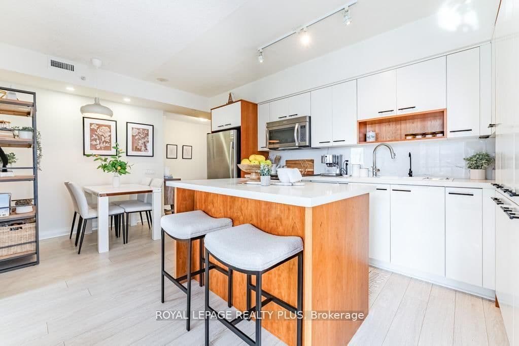5 Valhalla Inn Road, Unit 2504 thumbnail 10