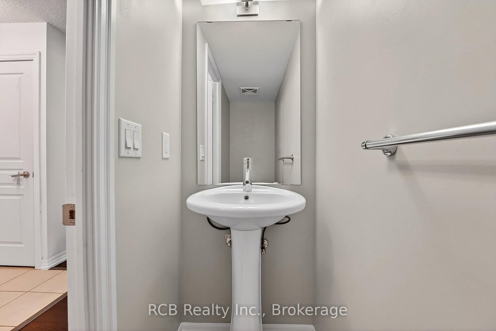 1940 Ironstone Drive, Unit 1006 thumbnail 10
