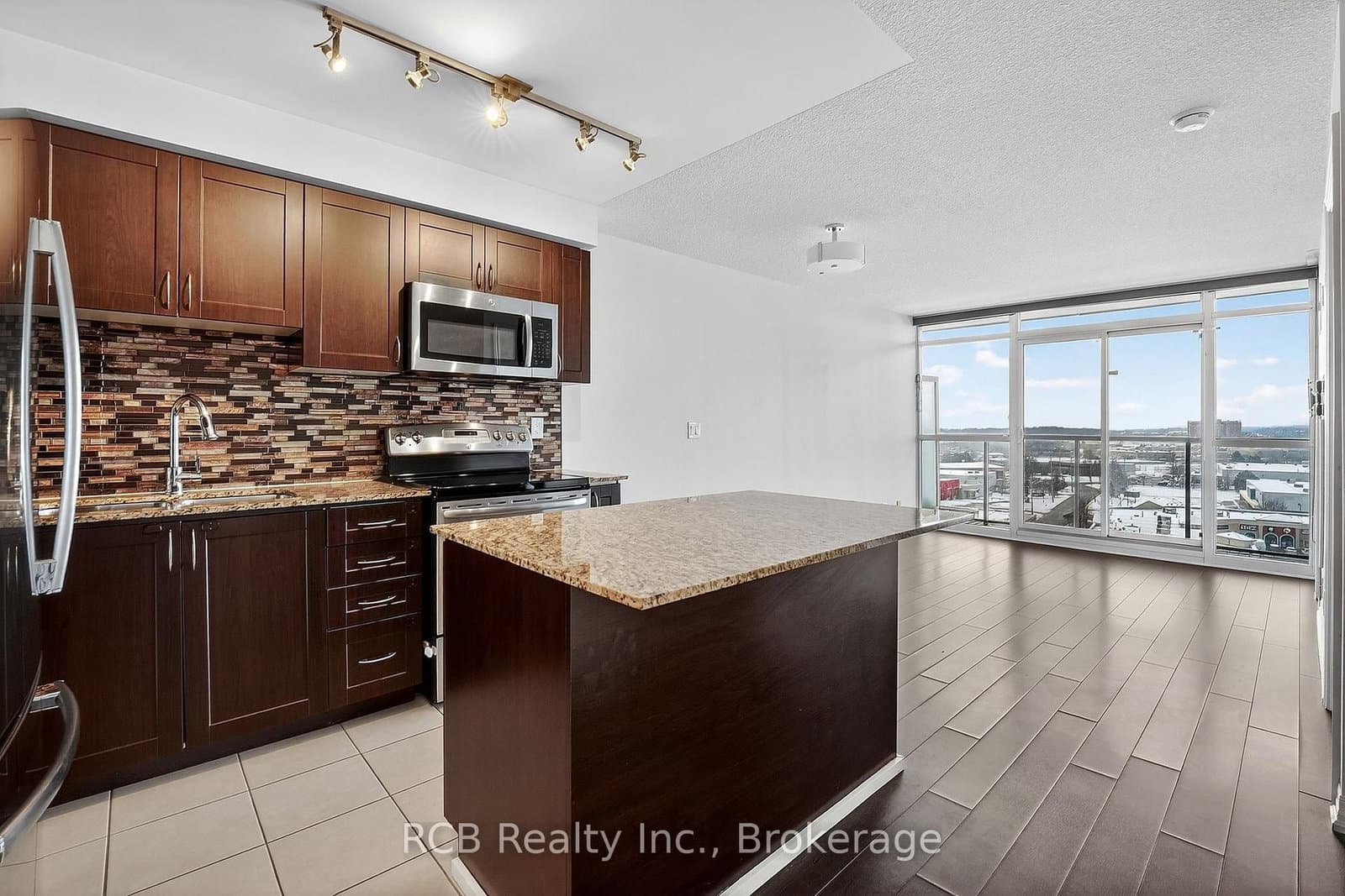 1940 Ironstone Drive, Unit 1006 thumbnail 11