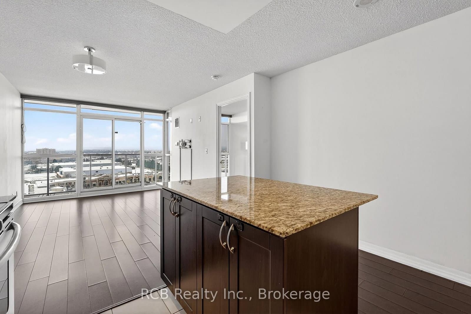 1940 Ironstone Drive, Unit 1006 thumbnail 13
