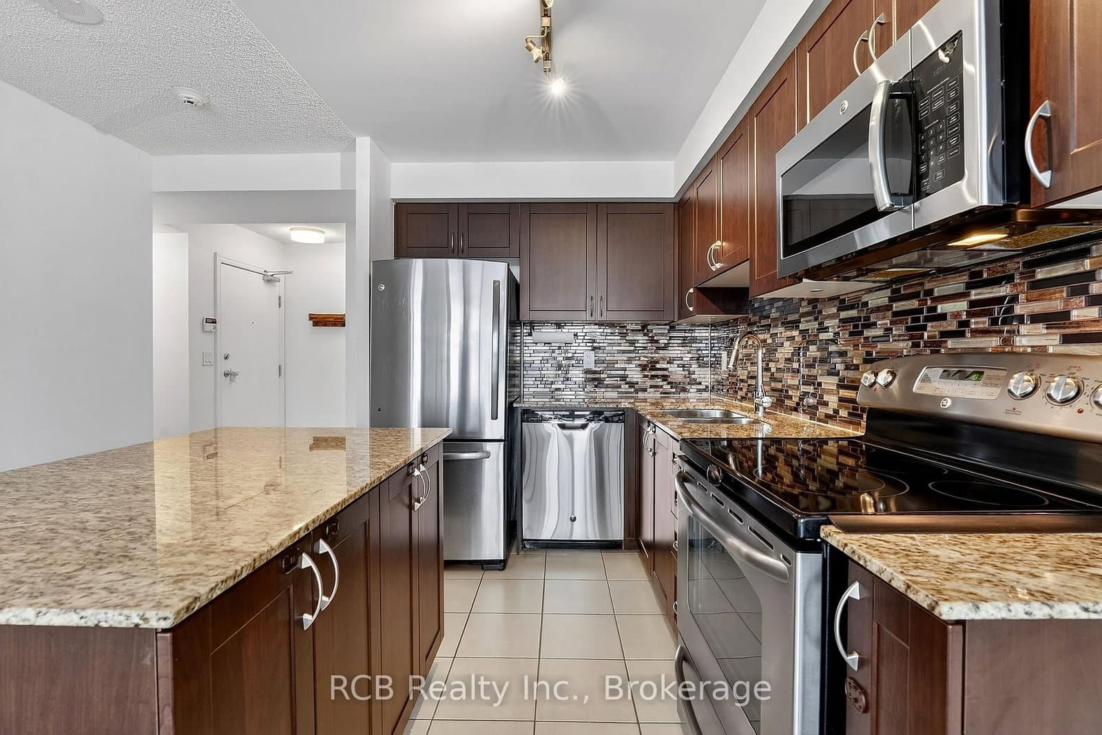 1940 Ironstone Drive, Unit 1006 thumbnail 14