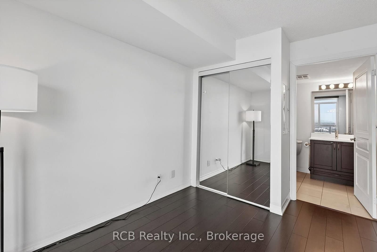 1940 Ironstone Drive, Unit 1006 thumbnail 24