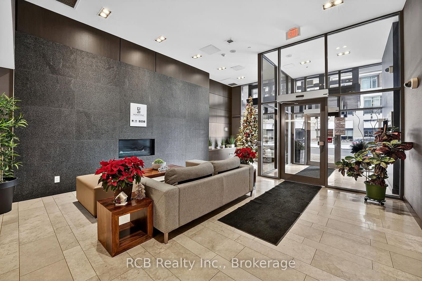 1940 Ironstone Drive, Unit 1006 thumbnail 30