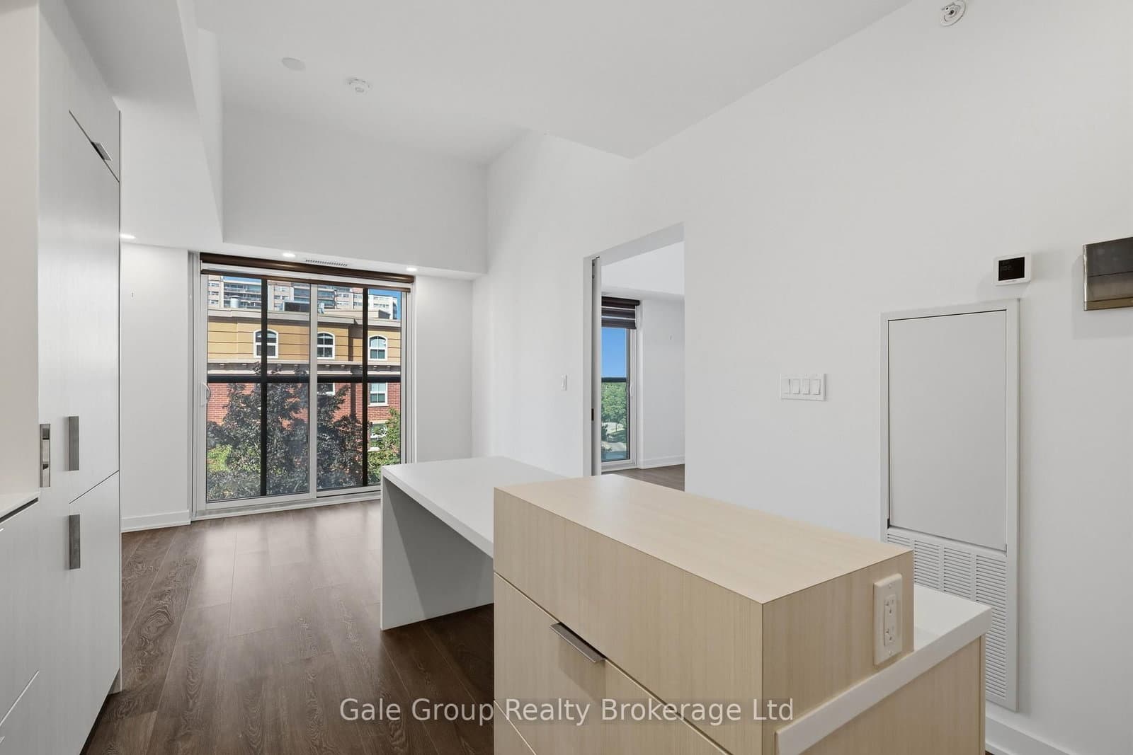 370 Martha Street, Unit 303 thumbnail 13