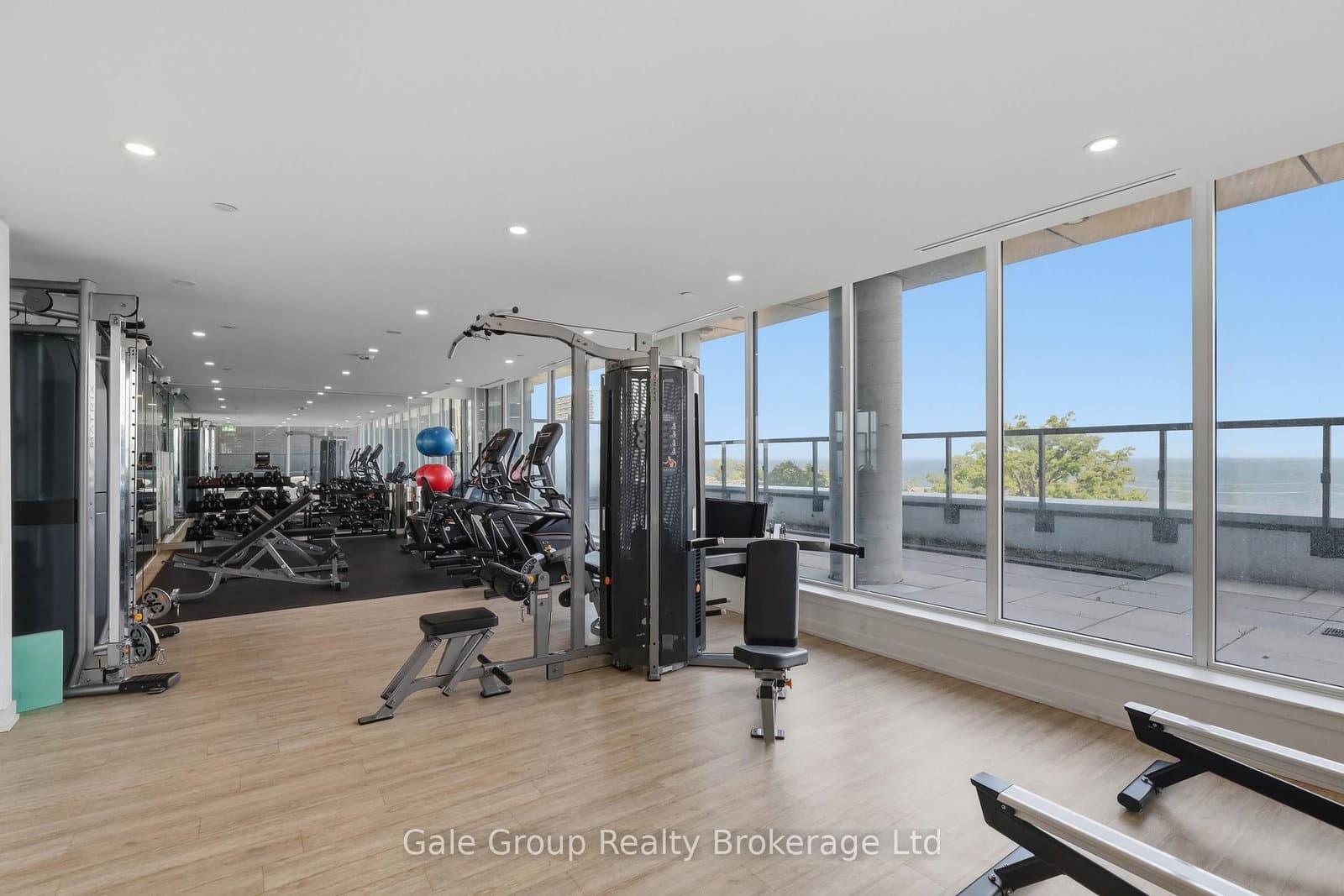 370 Martha Street, Unit 303 thumbnail 28