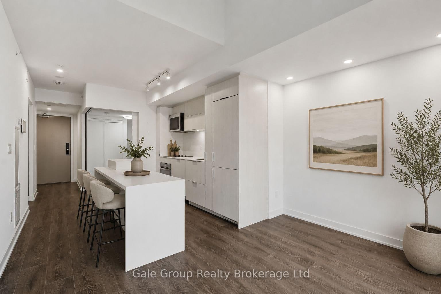 370 Martha Street, Unit 303 thumbnail 9
