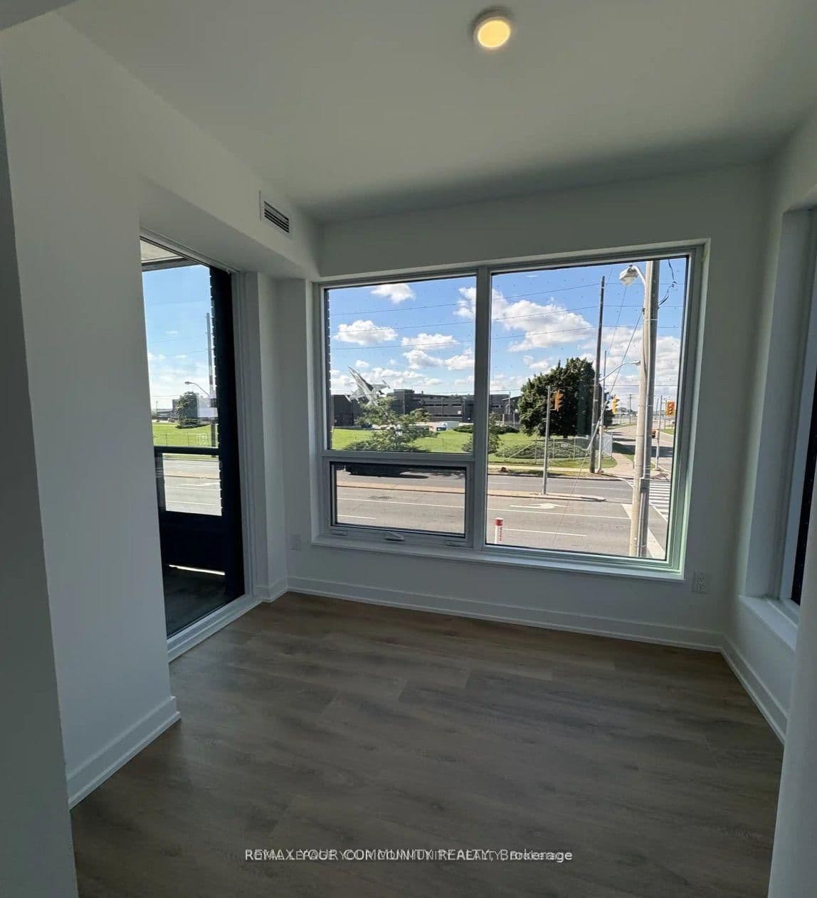 1100 Sheppard Avenue W, Unit 225 thumbnail 8