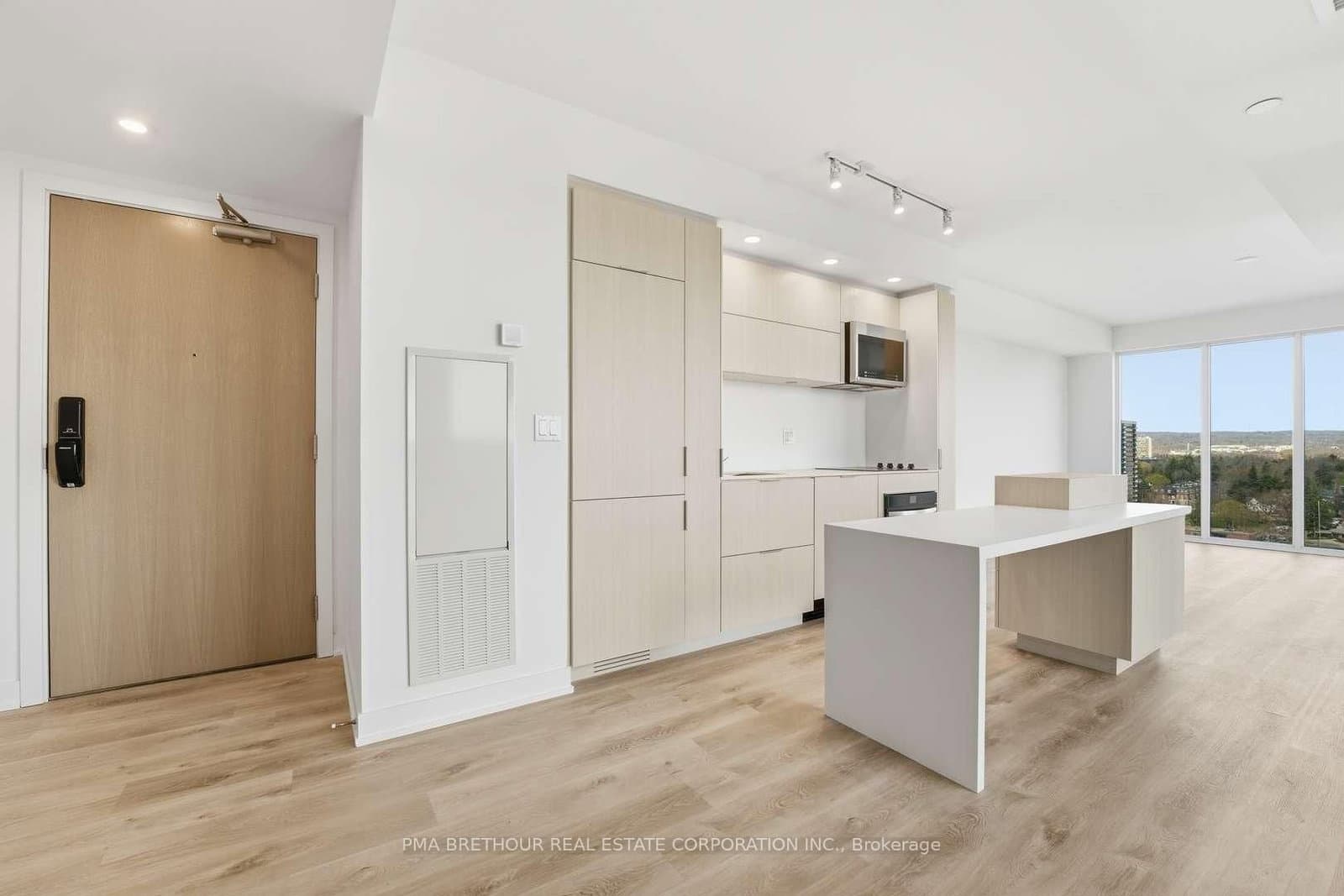 370 Martha Street, Unit 1211 thumbnail 5