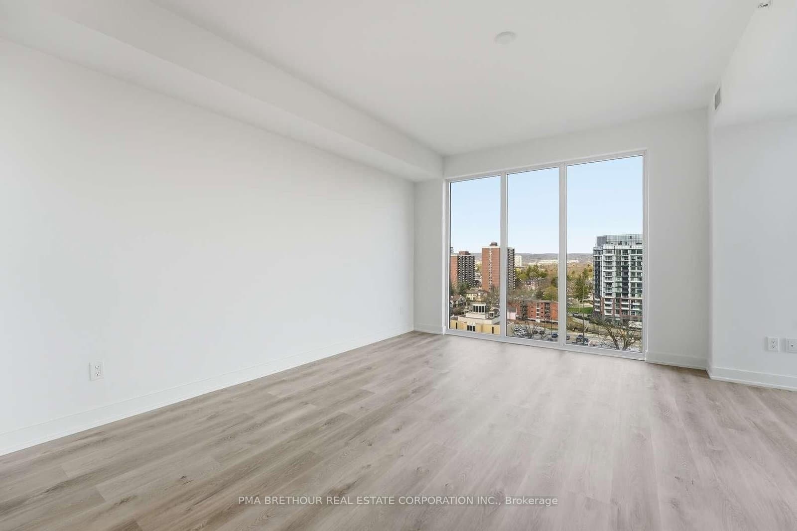 370 Martha Street, Unit 1211 thumbnail 9