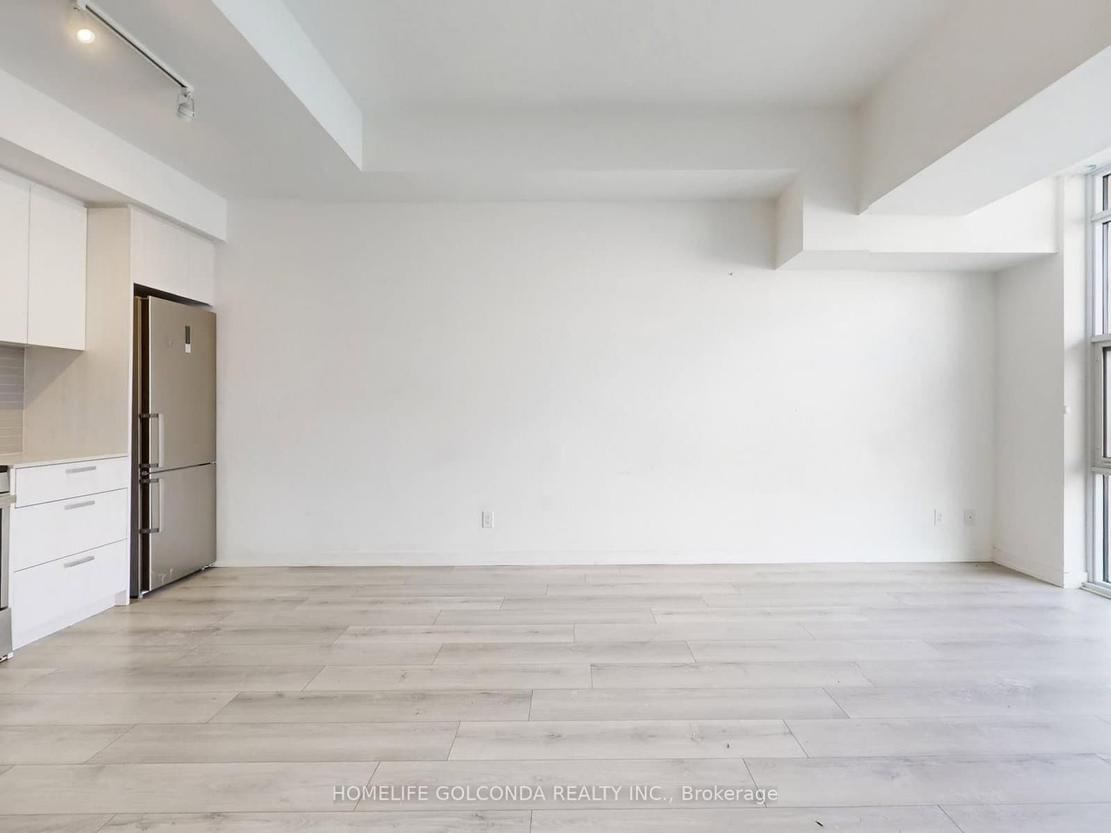 117 Ford Street S, Unit 107 thumbnail 14