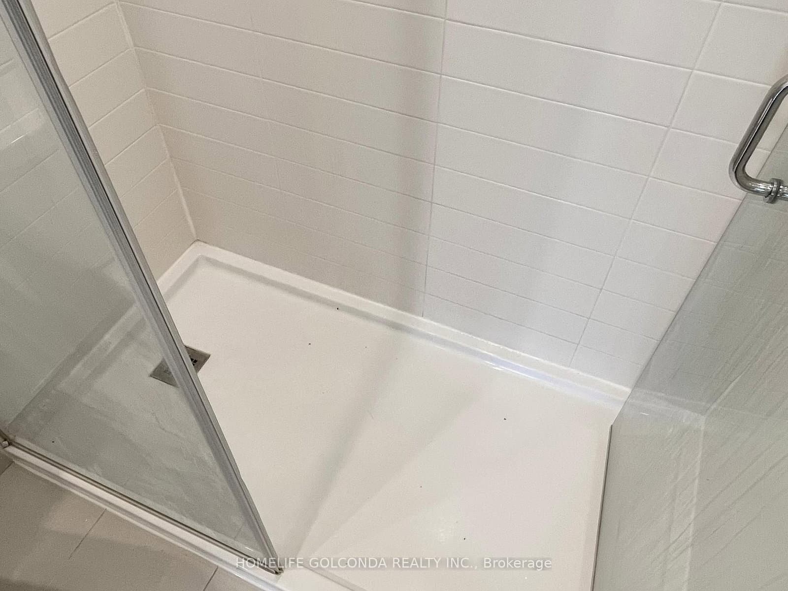 117 Ford Street S, Unit 107 thumbnail 31