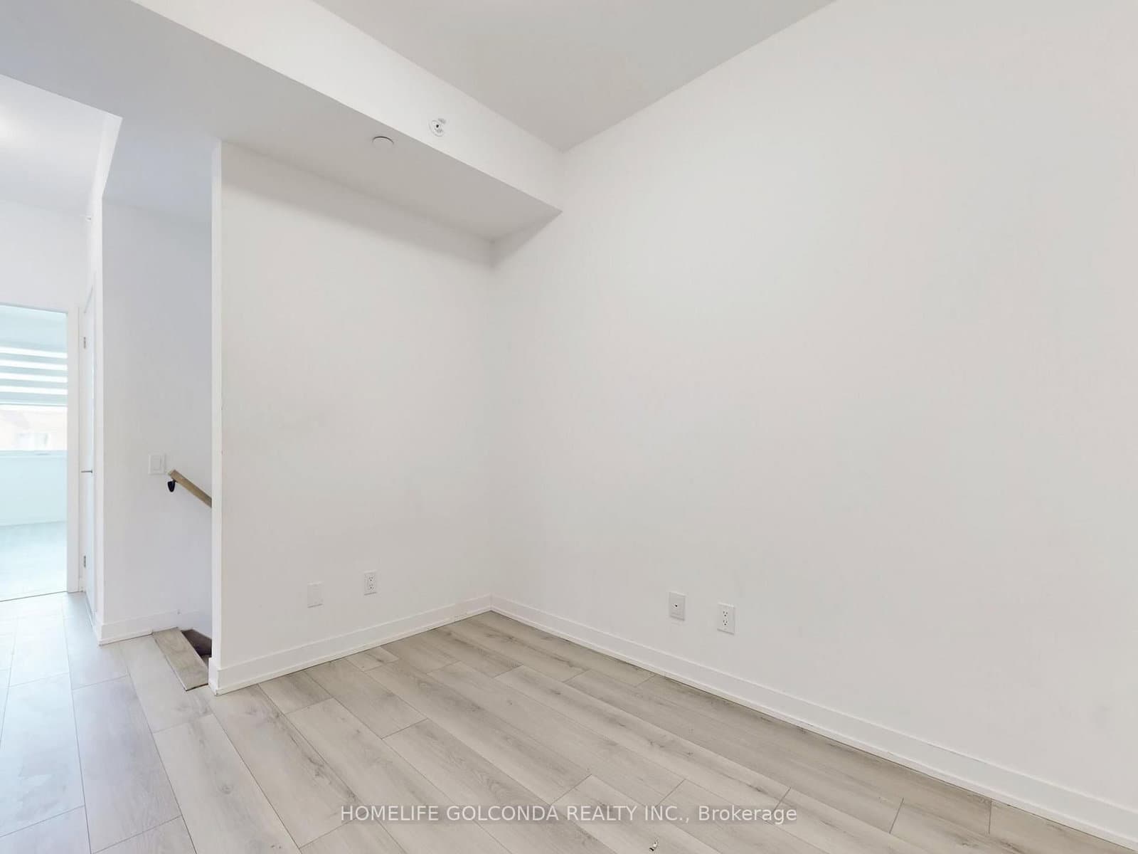 117 Ford Street S, Unit 107 thumbnail 39