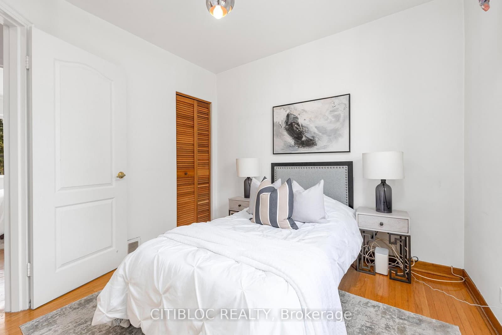 74 Erie Street thumbnail 19