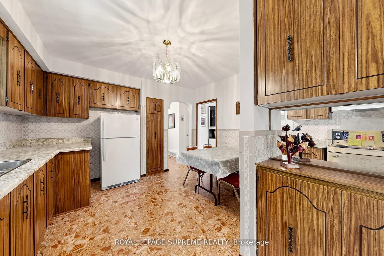 243 Epsom Downs Drive thumbnail 13